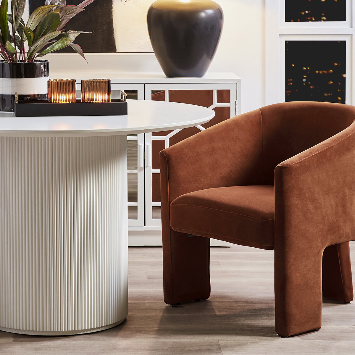 ARLO ROUND DINING TABLE WHITE